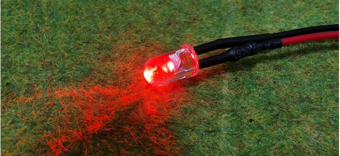 Rote led leuchtet 220v 7mm durchmesser miniatur-kunststoff-körper 220vac